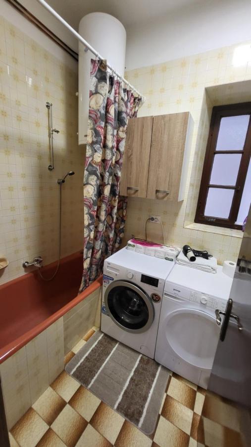 Apartment Capt Seferovic 2 Donji Morinj Dış mekan fotoğraf